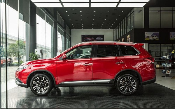 Tìm hiểu và đánh giá Mitsubishi Outlander 2.4 CVT Premium 2022